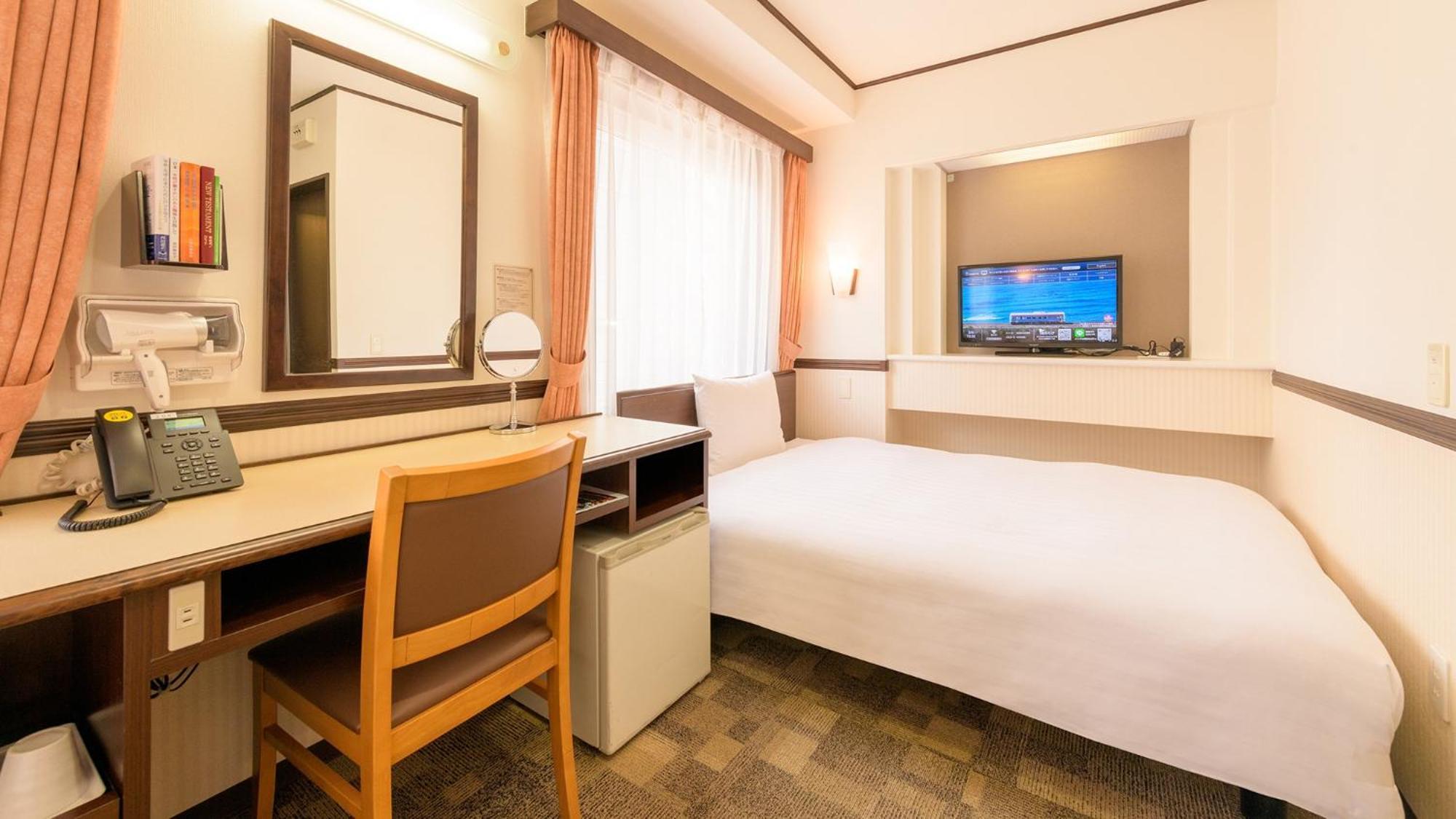 Toyoko Inn Fukushima Eki Nishi Guchi Номер фото